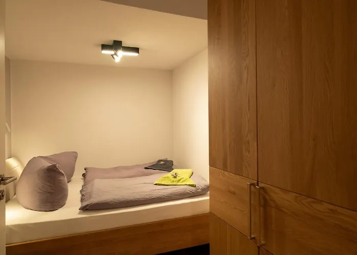 Arche Svea Bachstelze Шпикерог