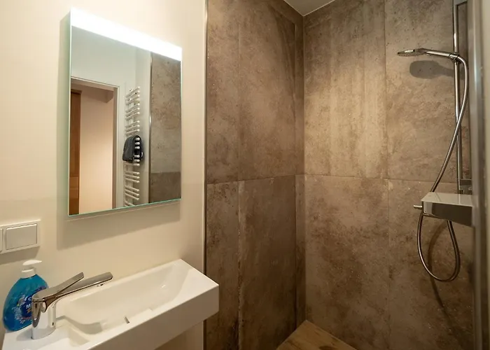 Arche Svea Bachstelze Шпикерог